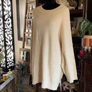 Free People
Peaches High-Low Tunic Sweater